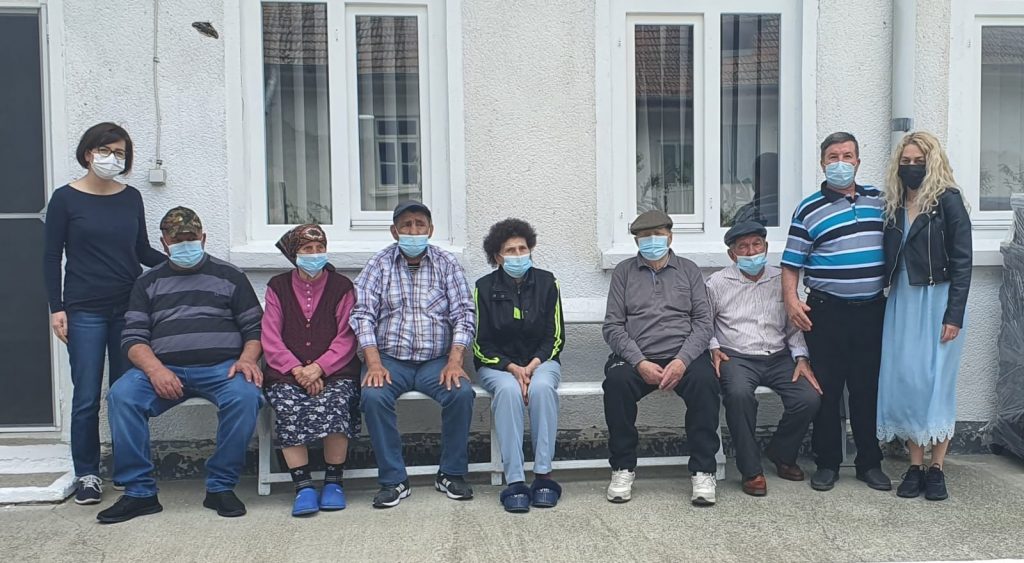 Ministrul Sănătății a vizitat Leprozeria de la Tichilești, unde mai sunt nouă pacienți. FOTO