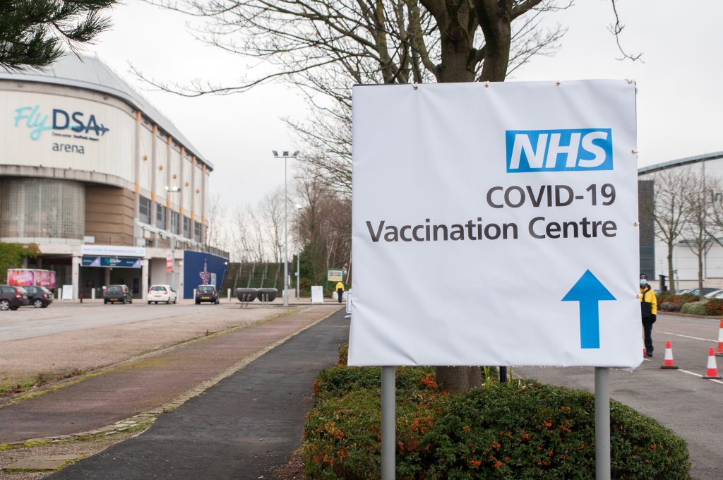 Vaccinaţi împotriva Covid-19 chiar şi 10 ani. Britanicii au aflat ce-i poate aştepta