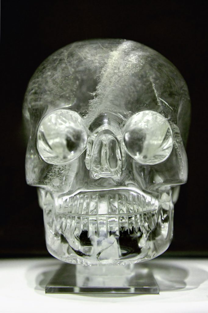 Secretul craniilor de cristal. De la legendele mayașe și aztece la știința modernă