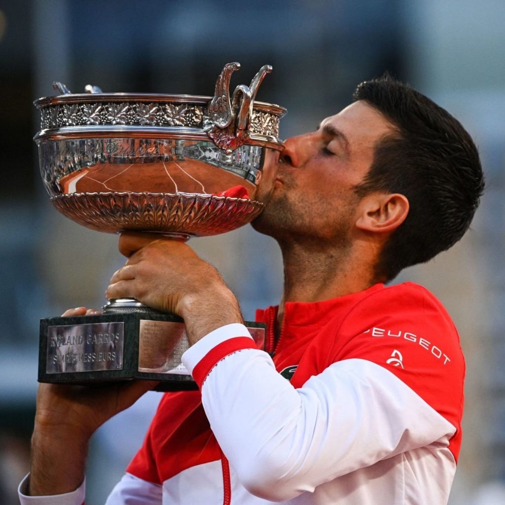 Ce îl face special pe Novak Djokovic după câștigarea Roland Garros-ului, scriind istoria în tenis