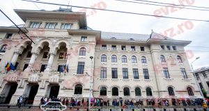 Nicușor Dan se pregătește de campanie. Primul lucru pe care l-a făcut la Primăria Capitalei