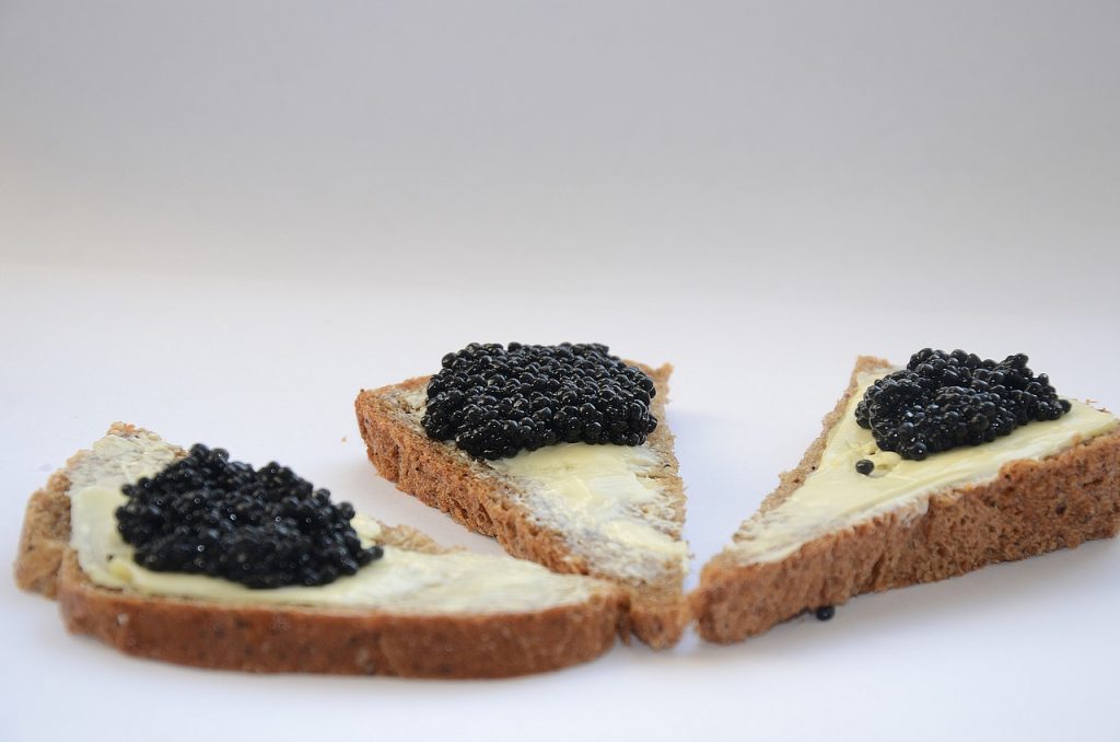 Mâncaţi caviar! Merită toţi banii pentru că tratează 5 probleme mari de sănătate