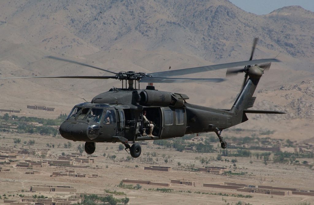 Un elicopter Black Hawk s-a prăbușit. Șapte persoane au murit. S-a dat ordin ca niciun aparat de zbor să nu mai decoleze