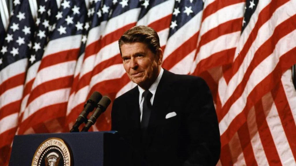 Fostul director adjunct al CIA susține că Ronald Reagan a avertizat Europa să nu lase Rusia să construiască conducte de gaze