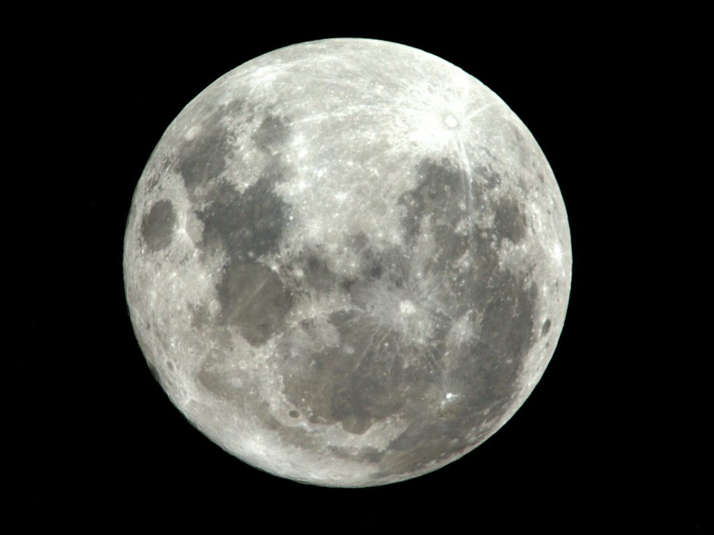 ”Bătălia” pentru Lună a fost câștigată de Uniunea Sovietică. Shepard, la o lună după Gagarin