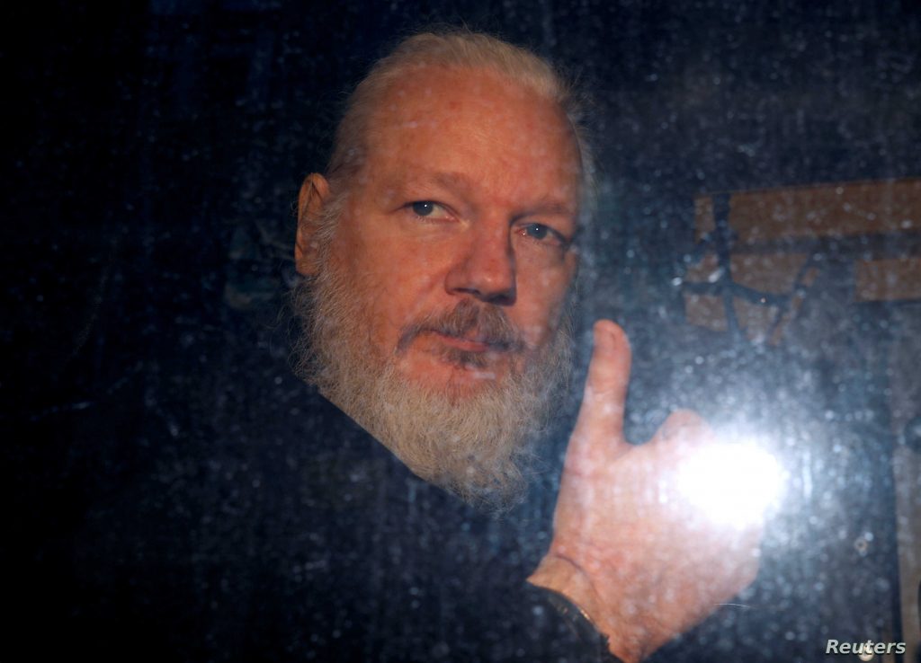 Americanii ar promite și luna de pe cer ca să pună mâna pe fondatorul Wikileaks. Bătălie grea în fața instanțelor din Marea Britanie