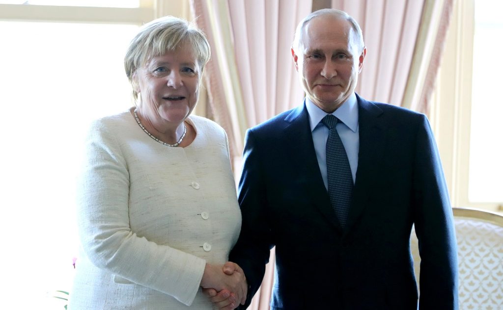 Vladimir Putin şi Angela Merkel au salutat dezvoltarea proiectului Nord Stream 2