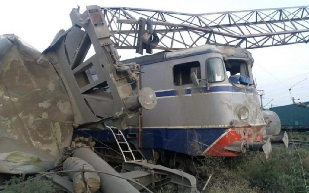 Două trenuri de marfă s-au ciocnit la Fetești, traficul este blocat pe Magistrala București – Constanța