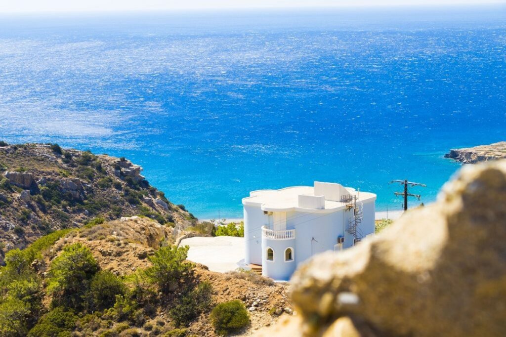 Turismul grecesc revine în ciuda costului vieții. Sunt așteptați peste 1 milion de turiști pe săptămână. Britanicii, cei mai numeroși
