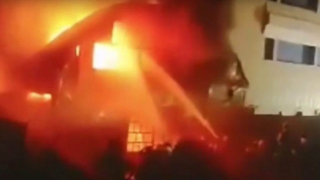Incendiu devastator la un spital COVID din Irak. Ultimul bilanț: 52 de morți. VIDEO