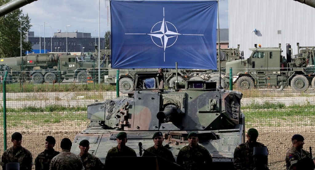 Alertă antiaeriană la o bază NATO. Premierul Spaniei și președintele Lituaniei au fost evacuați. Video