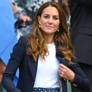 Kate Middleton, în formă maximă la meciul de tenis cu Roger Federer. Imaginile au devenit virale. Video
