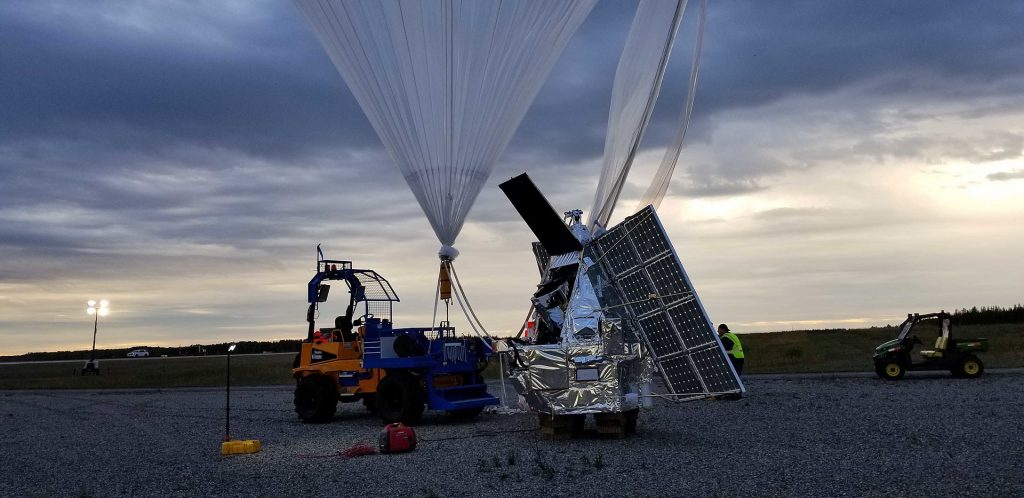 SuperBIT – telescopul din balonul cu heliu pe urmele materiei întunecate