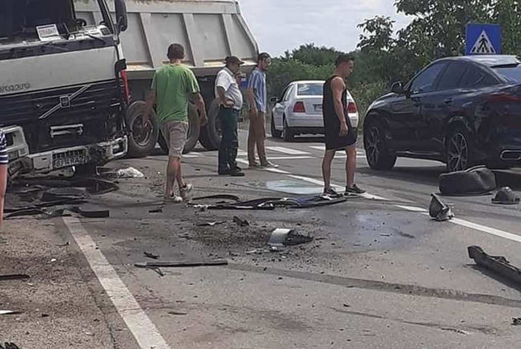 O nouă tragedie pe drumurile din România. Accident cu trei morți în Timiș