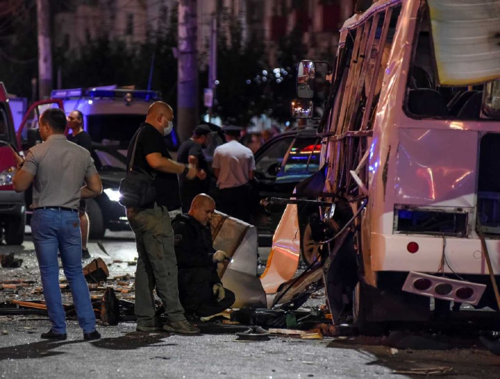Eveniment șocant în Rusia, un autobuz a sărit în aer. Două persoane au murit, 17 sunt rănite. VIDEO