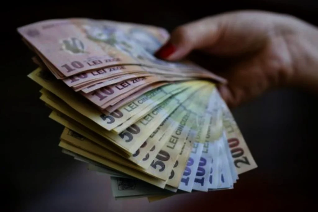 Se schimbă banii în România. O nouă bancnotă  va fi lansată de BNR în această toamnă