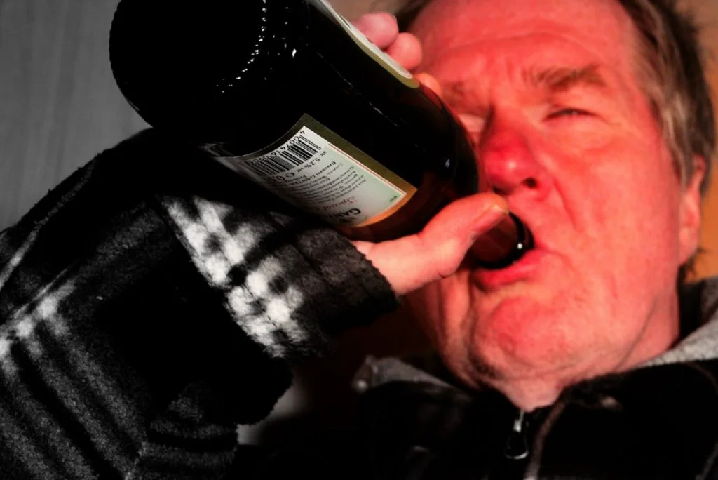 Bei fără grijă! S-a inventat băutura ce reduce rapid alcoolemia