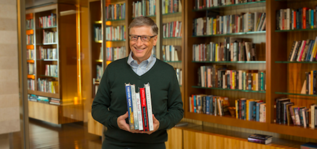 Biblioteca lui Bill Gates ascunde cea mai scumpă carte din toate vremurile. Cât l-a costat pe miliardar. FOTO