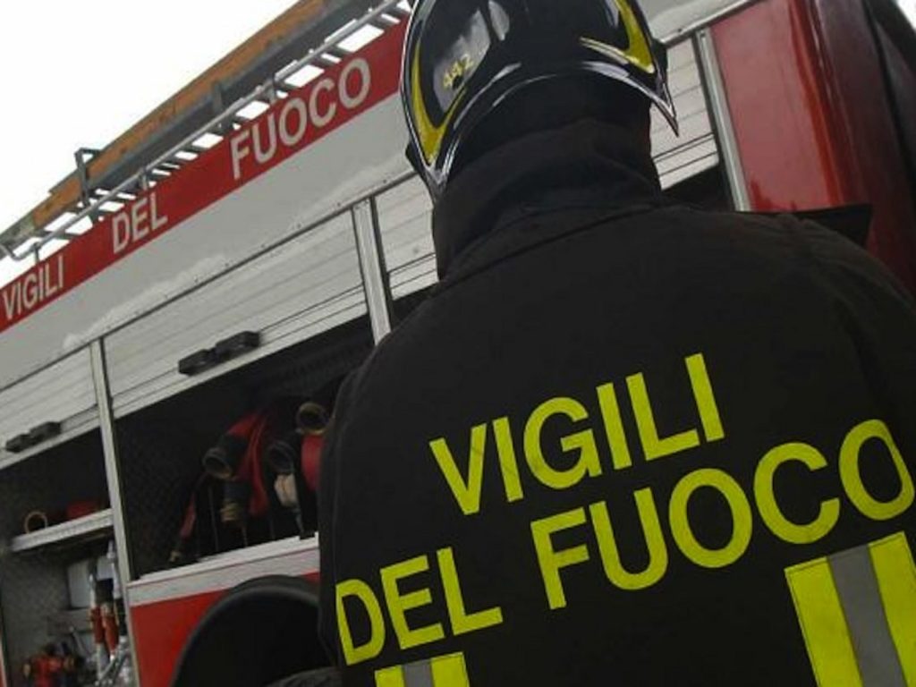 Un microbuz plin cu muncitori români, implicat într-un accident mortal în Sicilia. O tânără de 21 de ani și-a pierdut viața