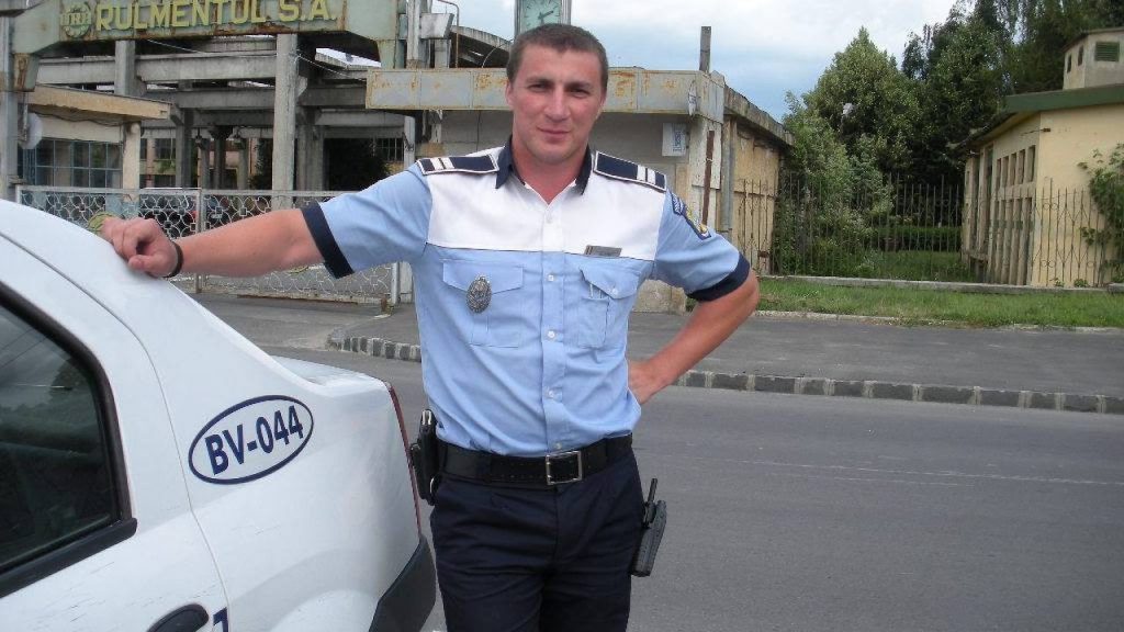 Marian Godină și-a publicat pe Facebook ultimul salariu încasat. Cât câștigă polițistul cu 15 ani de vechime. Reacțiile internauților
