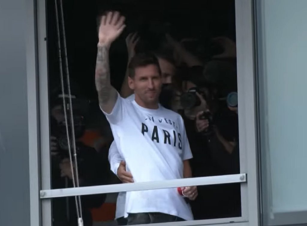 Primele imagini cu Messi la Paris. PSG îl va prezenta miercuri. Video
