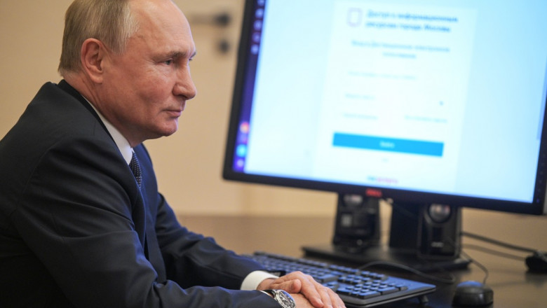 Fraudă electorală la Kremlin? Putin dat de gol de ceasul de la mână. Video