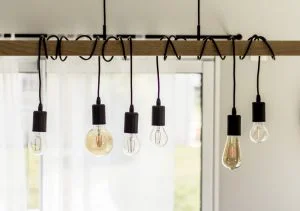 Factura la energie, fără niciun cost. Cu ce și-a alimentat casa timp de 8 ani