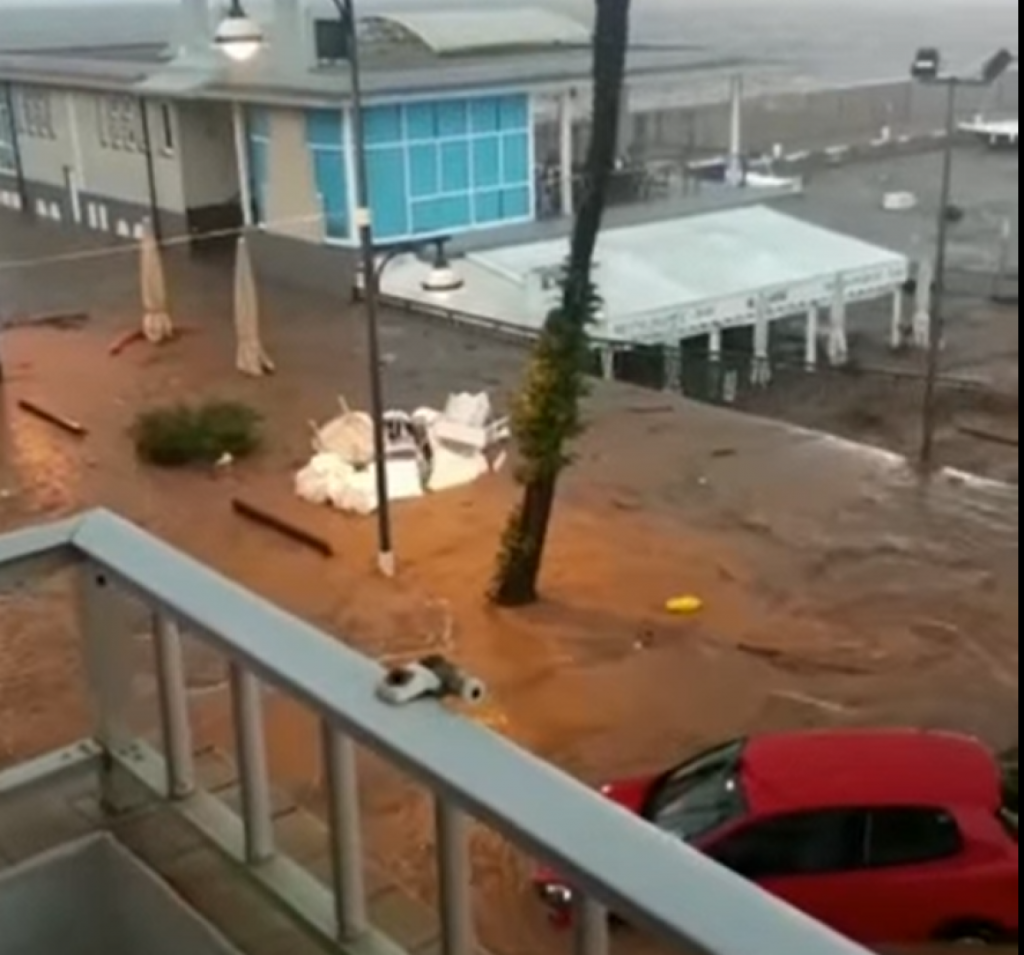 Furtuna a devastat totul în calea sa. Imagini greu de imaginat. VIDEO