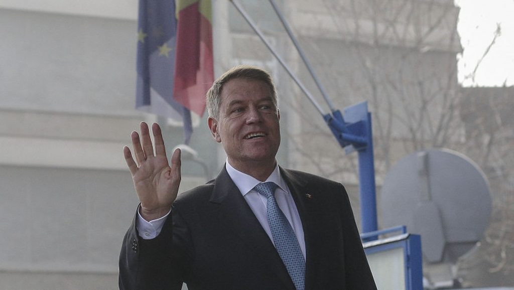 Klaus Iohannis părăsește România. Se întâmplă în mijlocul crizei. Cu cine urmează să se întâlnească