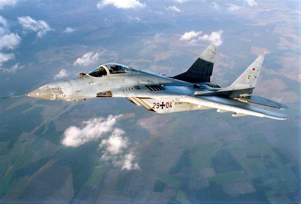 De ce Bulgaria ține strâns de vechile MiG-29 și S-300
