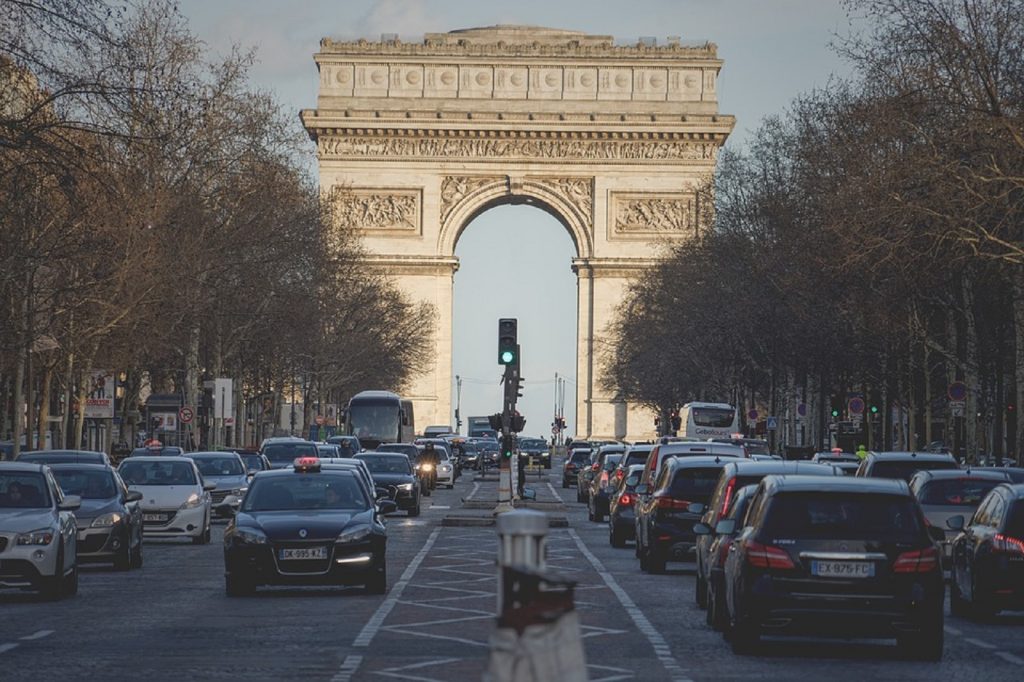 Cum vor autorităţile să scoată SUV -urile din Paris