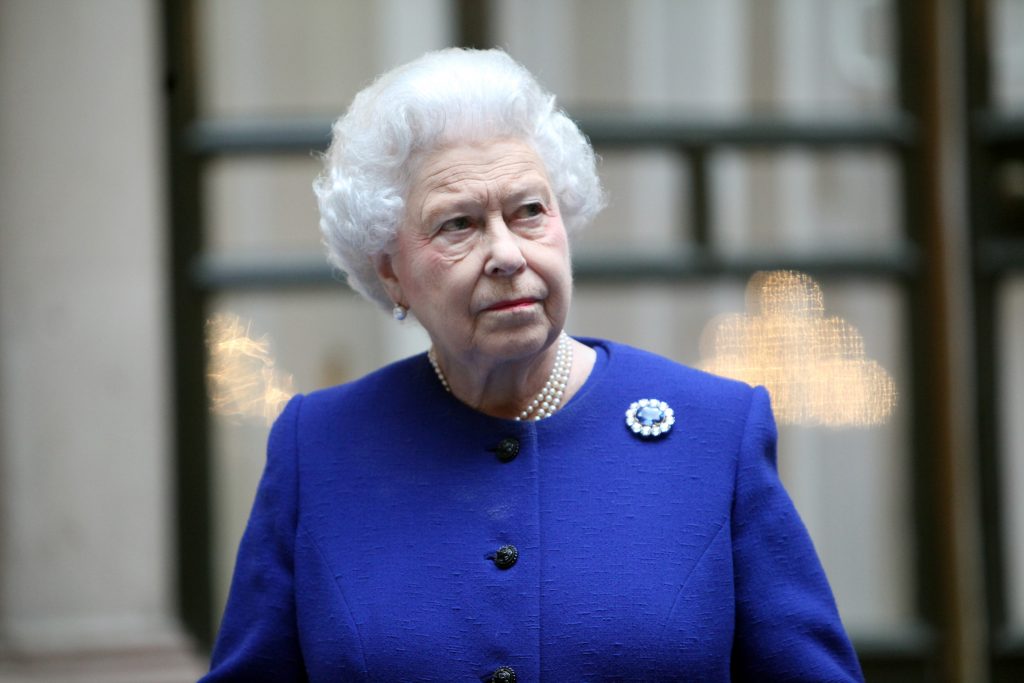 Regina Elisabeta a II-a nu a reușit să locuiască în cea mai importantă reședință regală din cauza Prințesei Beatrice