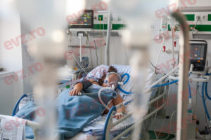 Nevaccinații primesc cel mai sinistru mesaj: „Vine frigul și pământul este destul de înghețat și tare”