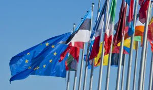 Uniunea Europeană întărește legăturile cu Moldova, înainte de toamna tuturor pericolelor