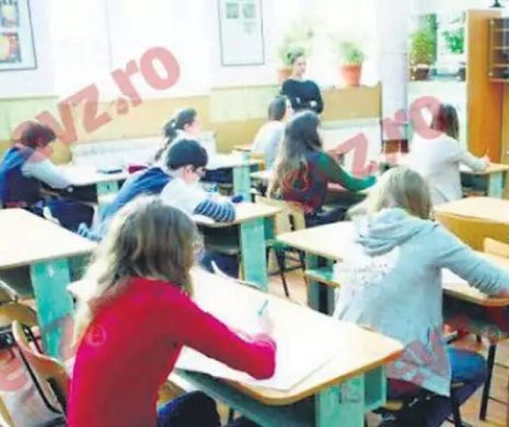 Acuzat oficial că a fraudat examenul pentru poziția de director de școală scriind cu cerneală simpatică, un profesor din Oradea e repus pe post