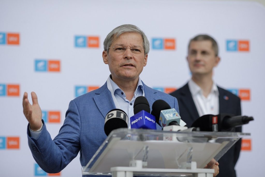 Dacian Cioloș a vorbit despre depunerea mandatului: „Nu e exclusă această variantă”