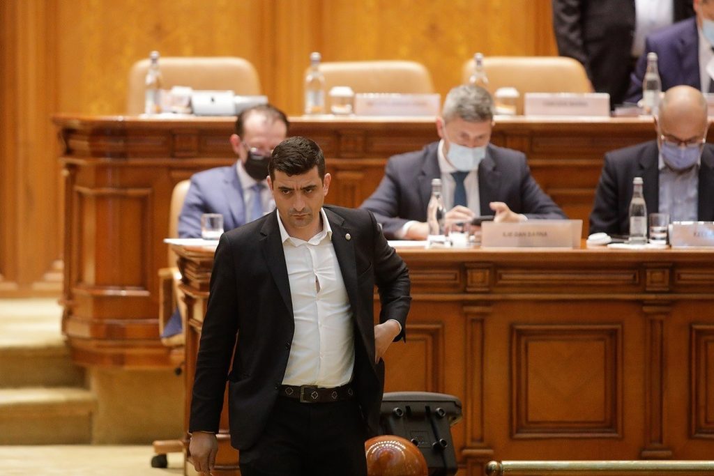 Exorcizare în Parlament: România a fost redusă la tăcere. „Poate mai scoatem dracii de aici” FOTO