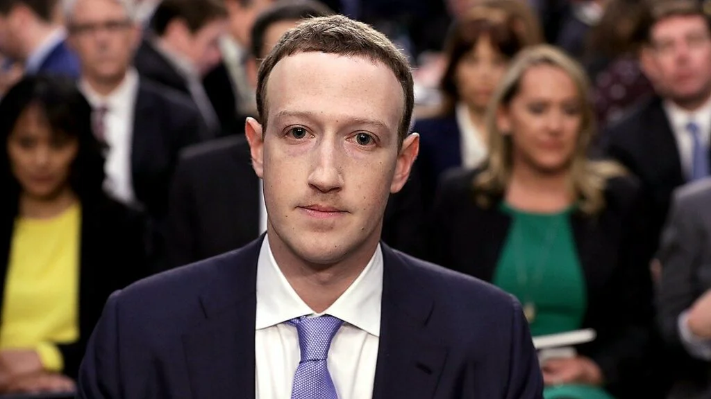 Facebook recunoaște că încalcă legea! Ce le-a făcut Zuckerberg utilizatorilor. Scandalul Cambridge Analytica