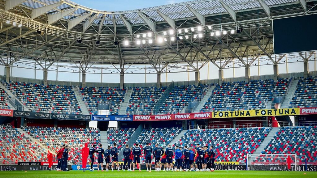 Restricțiile adoptate în România afectează și echipa națională. „Tricolorii” vor juca fără spectatori un meci crucial pentru calificarea la Mondial
