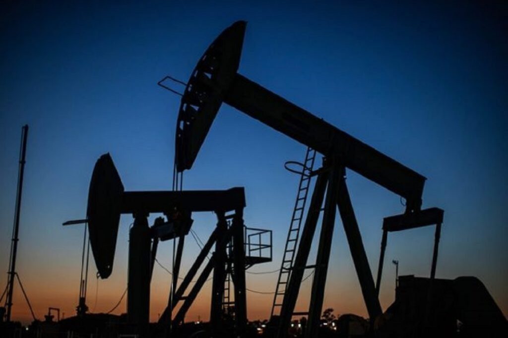 Prețurile petrolului au atins un nou record. Cauzele care au produs un cutremur pe piață