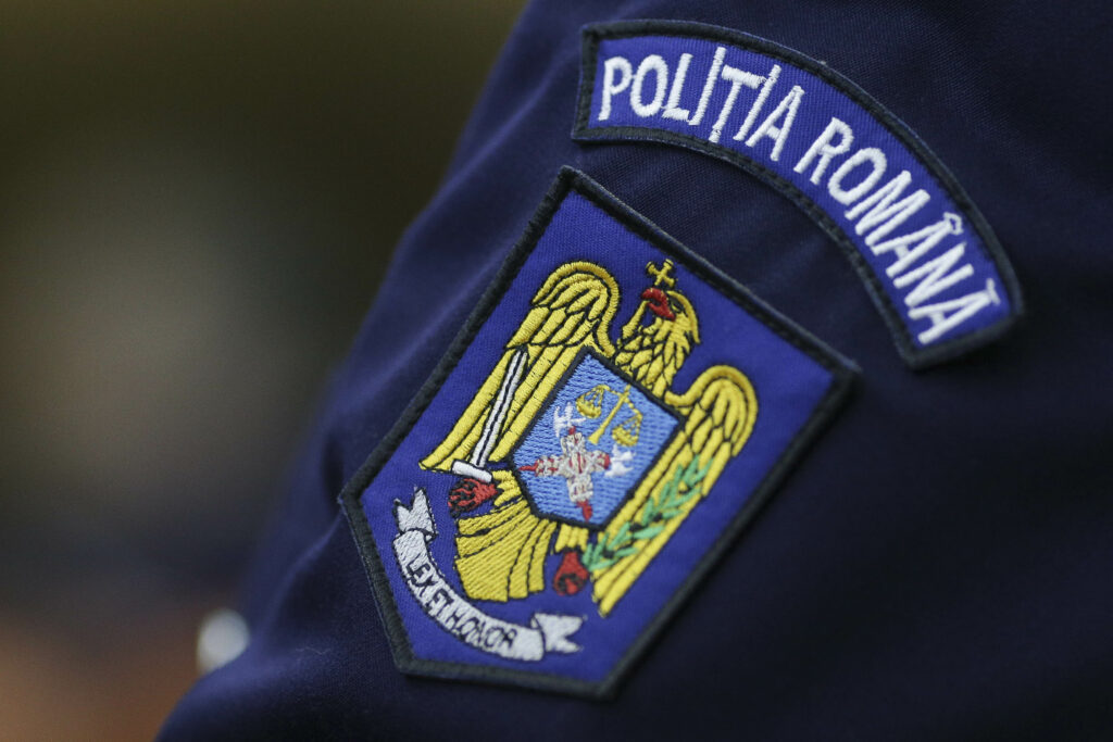 Scandal în Poliție! Șefi de IPJ, cercetați pentru folosirea mașinilor instituției în scop personal