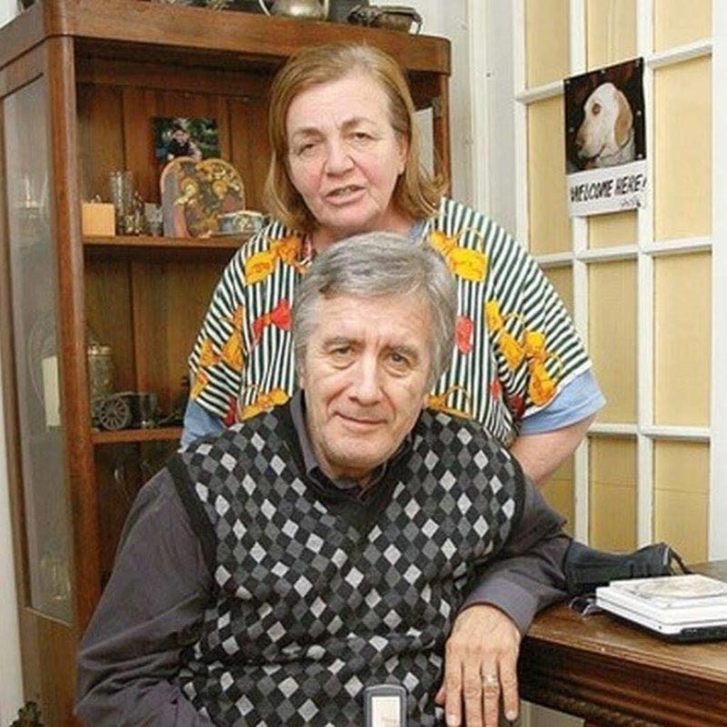 Celebru artist român, operat de urgență. E la a opta intervenție, fanii sunt îngrijorați. Care este acum starea sa de sănătate
