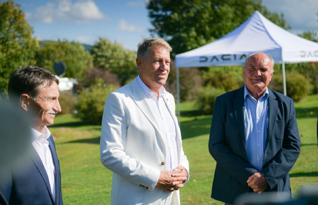 Iohannis, golful și Werner Keul. Ce se ascunde în spatele legăturilor dintre președinte şi patronul clubului de golf