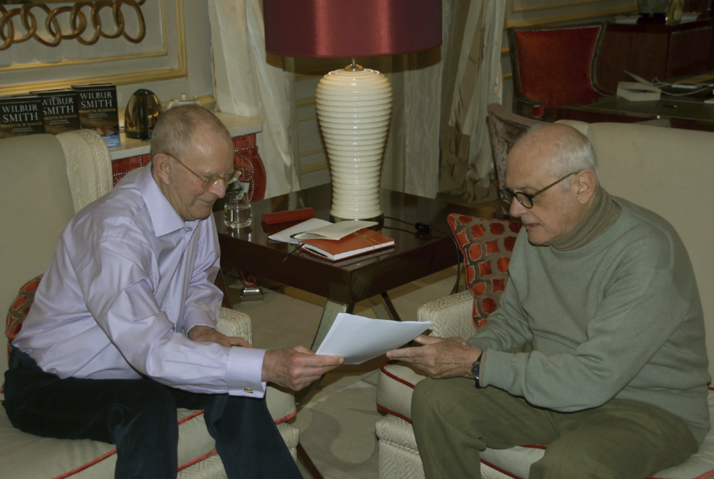 Doliu în lumea literaturii. Cunoscut în România, un mare scriitor a murit la 88 de ani