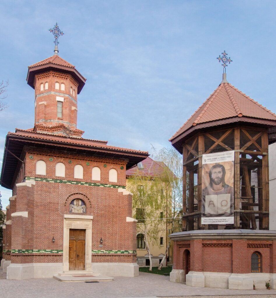 Catedrala cea mai mică din lume se află la București! Așezământul „Sf. Vasile cel Mare” s-a clădit pe sângele martirilor