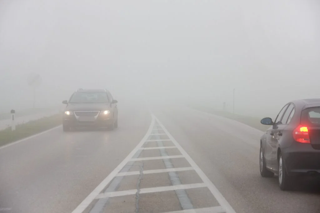 Ceață densă la Constanța. Vizibilitate foarte scăzută pe autostradă