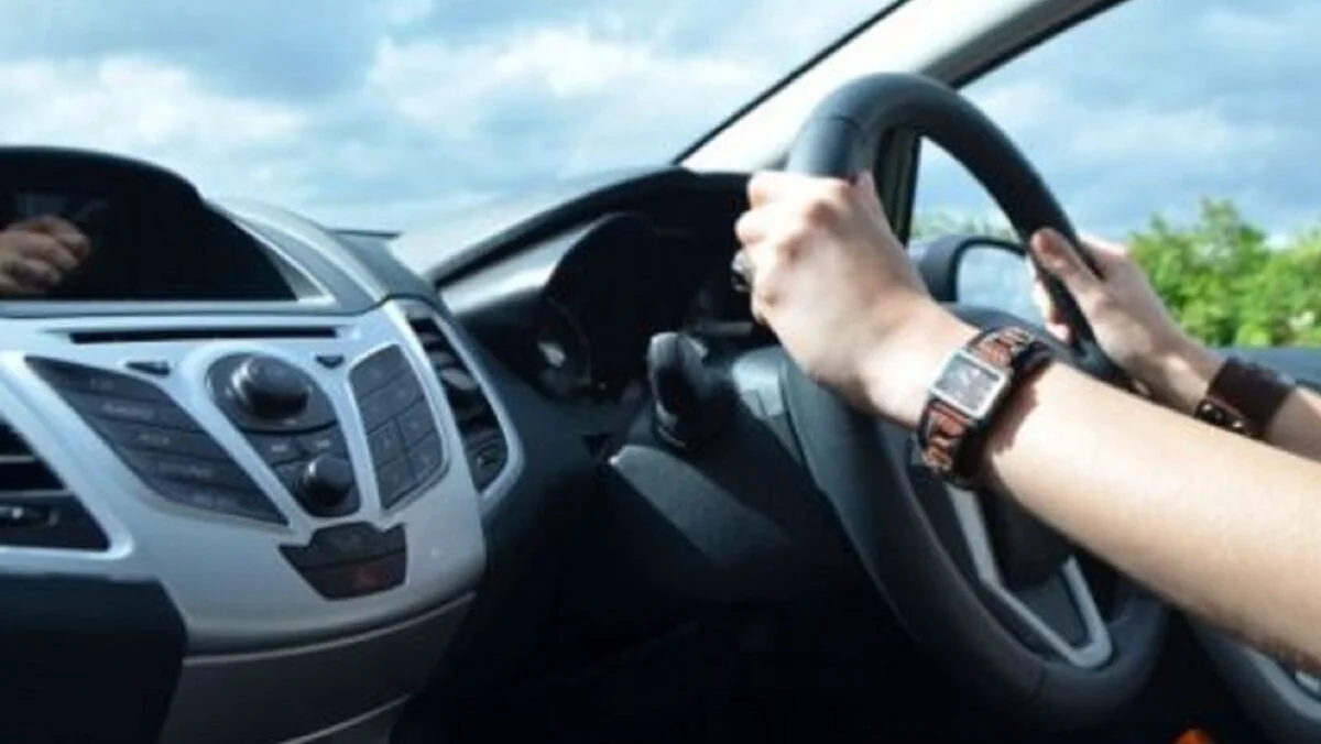Ar putea mașinile de curse cu inteligență artificială să înlocuiască șoferii umani?