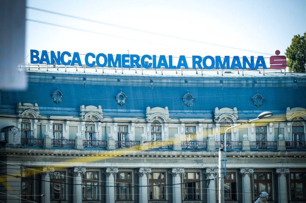 BCR iese de pe piața din Republica Moldova. Rolul Băncii Transilvania