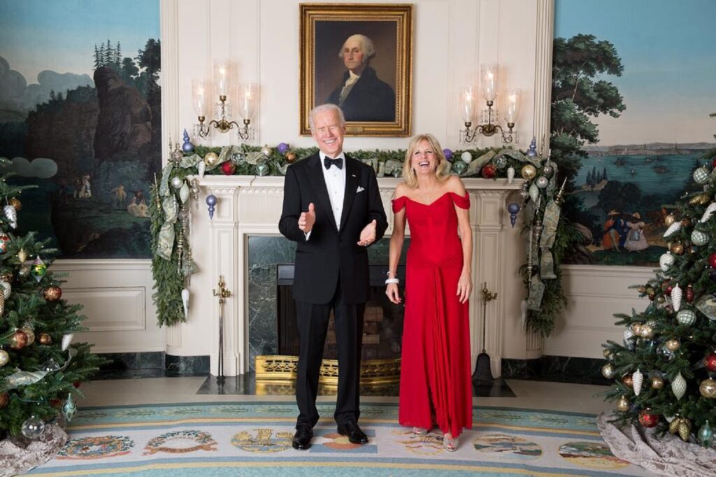 Joe Biden și soția sa, Jill, au trăit un moment penibil în direct. Președintele SUA s-a făcut că nu înțelege jignirea. VIDEO