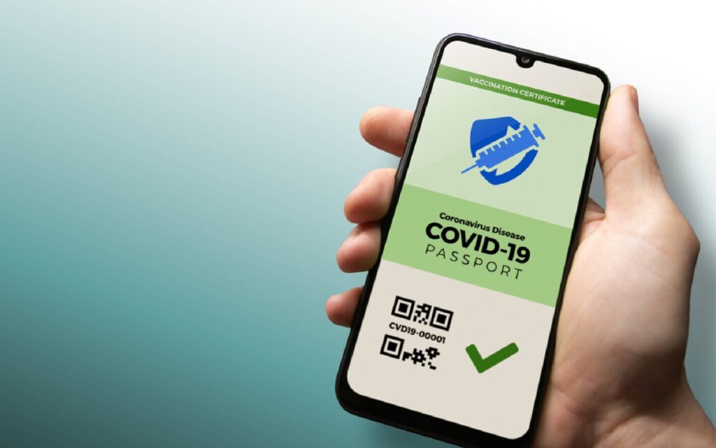 Certificatul digital COVID-19 se prelungește pentru un an. Autoritățile de la Bruxelles au ajuns la un acord